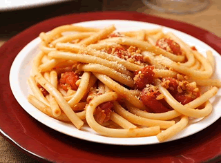 bucatini all'amatriciana